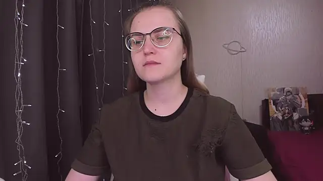 MissBrightShine online show from February 8, 2026, 10:29 am