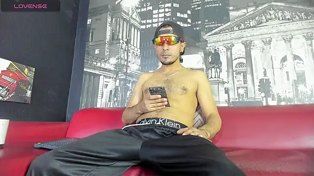 Snapshot of steffanxxll chatting on July 17, 2026, 3:50 pm steffanxxll online show from July 17, 2026, 3:50 pm