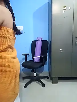 Snapshot of SANJU5888 chatting on January 9, 2026, 6:27 am SANJU5888 online show from January 9, 2026, 6:27 am