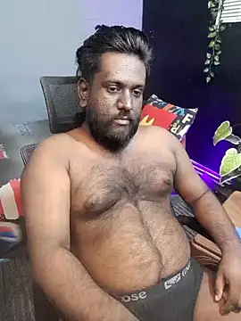 Rayansmith  online show from October 3, 2025, 2:03 pm