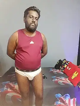 Rayansmith  online show from October 19, 2025, 10:54 pm