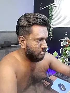 Rayansmith  online show from November 9, 2025, 4:22 am