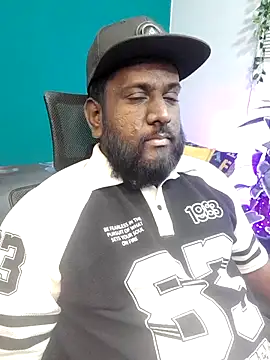 Rayansmith  online show from February 12, 2026, 11:27 am