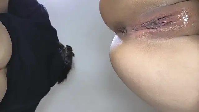 MIYAMOTO MARINA online show from February 18, 2025, 2:59 pm