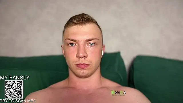 Snapshot of iron__chap chatting on July 4, 2026, 7:20 pm iron chap online show from July 4, 2026, 7:20 pm