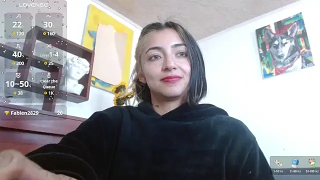 Snapshot of ZoeBakers_ chatting on February 6, 2025, 1:32 pm ZoeBakers online show from February 6, 2025, 1:32 pm