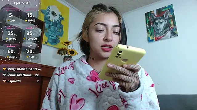 Snapshot of ZoeBakers_ chatting on February 25, 2025, 1:17 pm ZoeBakers online show from February 25, 2025, 1:17 pm