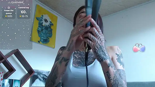 Snapshot of ZoeBakers_ chatting on October 4, 2025, 9:24 pm ZoeBakers online show from October 4, 2025, 9:24 pm