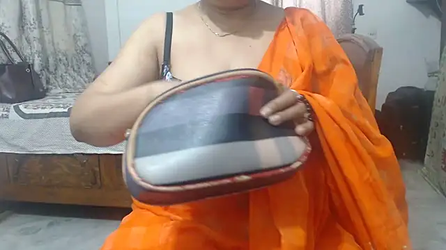 sexy jaaan online show from June 23, 2026, 3:04 am