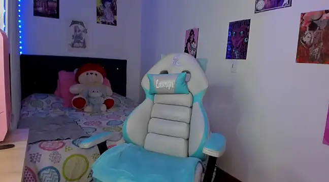 Snapshot of Lauryn_muller chatting on December 21, 2024, 4:09 am Lauryn muller online show from December 21, 2024, 4:09 am