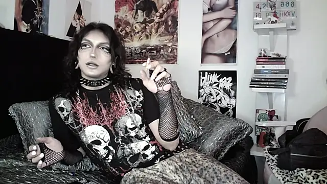 kiiler queen online show from May 14, 2026, 7:31 pm
