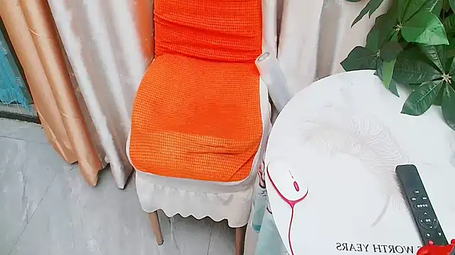 Snapshot of Ainda1314 chatting on February 26, 2025, 1:19 pm Ainda1314 online show from February 26, 2025, 1:19 pm