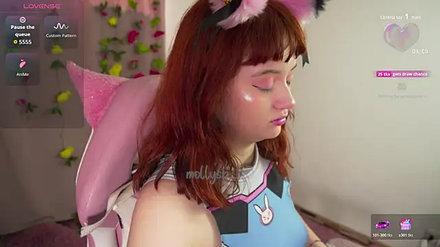 Snapshot of molly_russell chatting on November 29, 2025, 6:11 pm molly russell online show from November 29, 2025, 6:11 pm