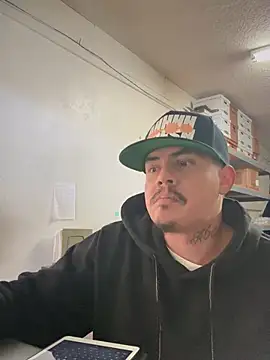 Snapshot of PeterGrandee chatting on January 23, 2025, 9:39 pm PeterGrandee online show from January 23, 2025, 9:39 pm