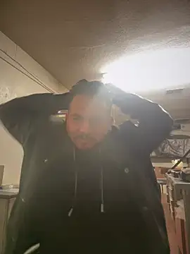 Snapshot of PeterGrandee chatting on February 13, 2025, 6:27 pm PeterGrandee online show from February 13, 2025, 6:27 pm