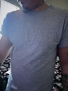 Snapshot of PeterGrandee chatting on November 19, 2025, 8:31 pm PeterGrandee online show from November 19, 2025, 8:31 pm