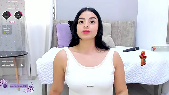 Snapshot of Paula_Desousa chatting on February 10, 2025, 10:40 pm Paula Desousa online show from February 10, 2025, 10:40 pm