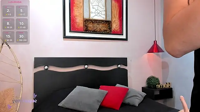 Snapshot of Paula_Desousa chatting on July 12, 2026, 6:21 pm Paula Desousa online show from July 12, 2026, 6:21 pm