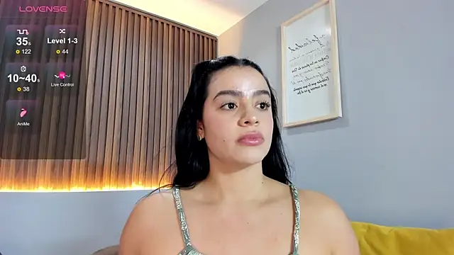 Snapshot of Paula_Desousa chatting on July 14, 2026, 7:30 pm Paula Desousa online show from July 14, 2026, 7:30 pm