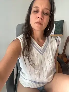 hotcookie28 online show from October 11, 2025, 6:39 pm