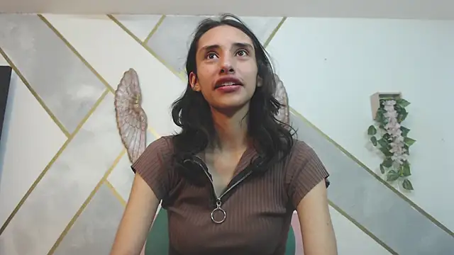 Snapshot of RoxanaCyrano_ chatting on February 28, 2025, 6:52 pm RoxanaCyrano online show from February 28, 2025, 6:52 pm