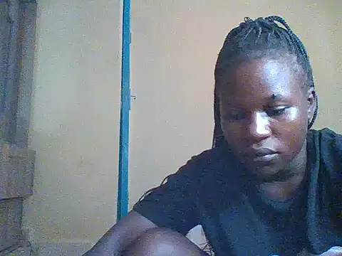 prettychic5 online show from November 28, 2025, 1:14 pm