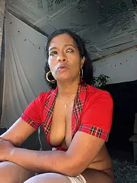 RoseMelanie online show from February 19, 2025, 6:43 pm