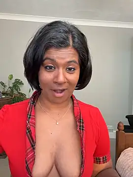 Snapshot of RoseMelanie chatting on February 25, 2026, 7:40 am RoseMelanie online show from February 25, 2026, 7:40 am