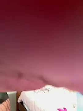 Snapshot of RoseMelanie chatting on March 5, 2026, 8:10 am RoseMelanie online show from March 5, 2026, 8:10 am