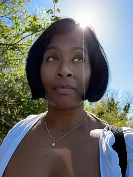RoseMelanie online show from April 24, 2026, 1:35 pm
