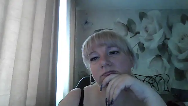 Snapshot of MeilomaWesa chatting on April 23, 2026, 10:58 am MeilomaWesa online show from April 23, 2026, 10:58 am
