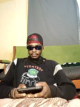 BIGDICKMULLAH online show from April 28, 2026, 2:10 am