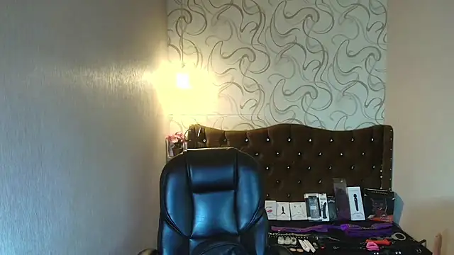 HannaCarrter online show from June 14, 2026, 12:51 pm