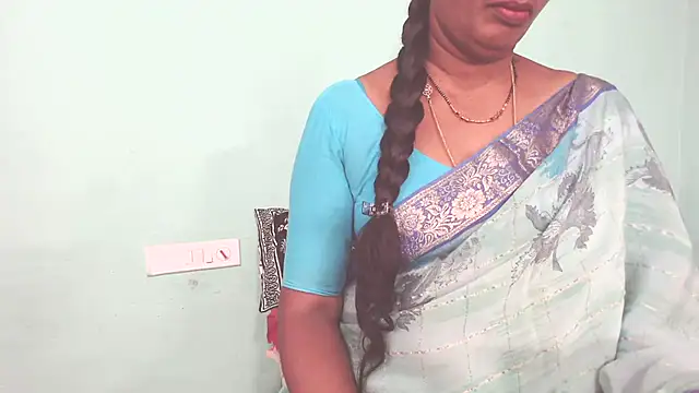 shrutitelugu69 online show from April 27, 2026, 5:11 pm