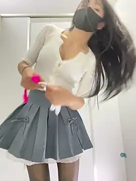 Snapshot of Asia-Lynn chatting on May 10, 2026, 1:27 pm Asia-Lynn online show from May 10, 2026, 1:27 pm