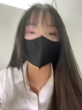 Snapshot of Asia-Lynn chatting on May 11, 2026, 10:10 am Asia-Lynn online show from May 11, 2026, 10:10 am