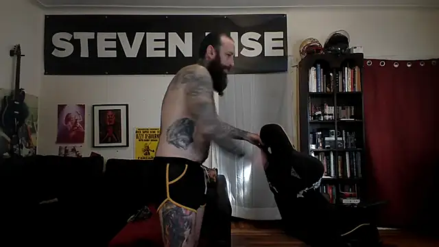 StevenRiseNYC online show from June 11, 2026, 10:19 pm