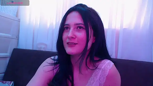 AlissonnFoxx online show from June 6, 2026, 10:36 pm