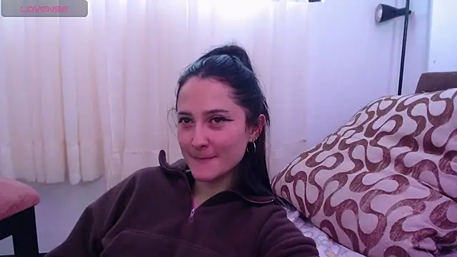 Snapshot of AlissonnFoxx chatting on July 26, 2026, 11:28 am AlissonnFoxx online show from July 26, 2026, 11:28 am