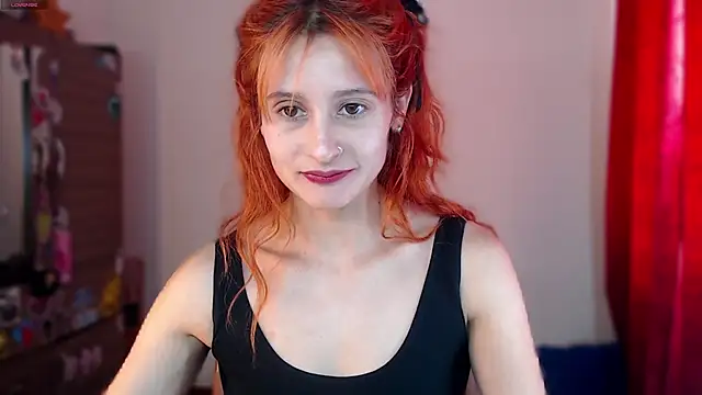 Snapshot of skinny_Raven chatting on December 15, 2024, 6:59 pm skinny Raven online show from December 15, 2024, 6:59 pm