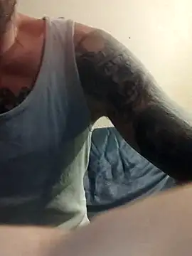 PIercingBoy38 online show from November 2, 2025, 7:27 pm