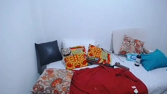Snapshot of Valentinaa_mature chatting on July 2, 2026, 3:23 am Valentinaa mature online show from July 2, 2026, 3:23 am