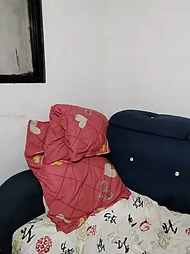 Snapshot of Alissamore3 chatting on March 4, 2025, 1:17 pm Alissamore3 online show from March 4, 2025, 1:17 pm