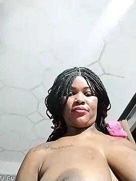 Snapshot of Alissamore3 chatting on March 18, 2025, 10:58 pm Alissamore3 online show from March 18, 2025, 10:58 pm