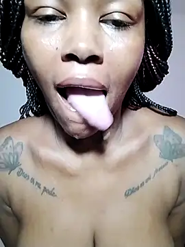 Snapshot of Alissamore3 chatting on March 20, 2025, 6:09 pm Alissamore3 online show from March 20, 2025, 6:09 pm