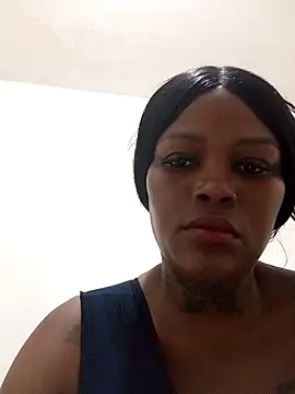 Snapshot of Alissamore3 chatting on February 12, 2026, 10:05 pm Alissamore3 online show from February 12, 2026, 10:05 pm