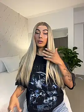 Snapshot of Miss_sagitario chatting on November 23, 2025, 12:16 pm Miss sagitario online show from November 23, 2025, 12:16 pm