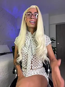 Snapshot of Miss_sagitario chatting on May 22, 2026, 12:00 pm Miss sagitario online show from May 22, 2026, 12:00 pm