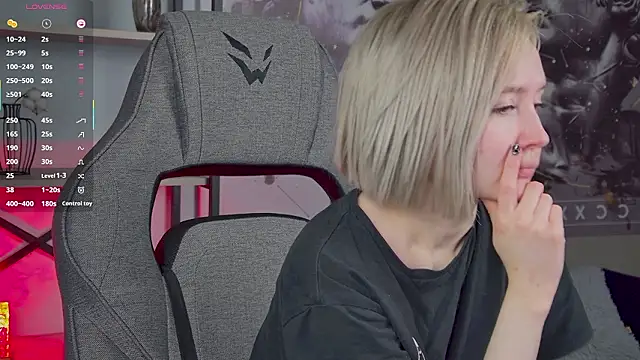 ReiYosimoto online show from March 4, 2026, 6:03 pm