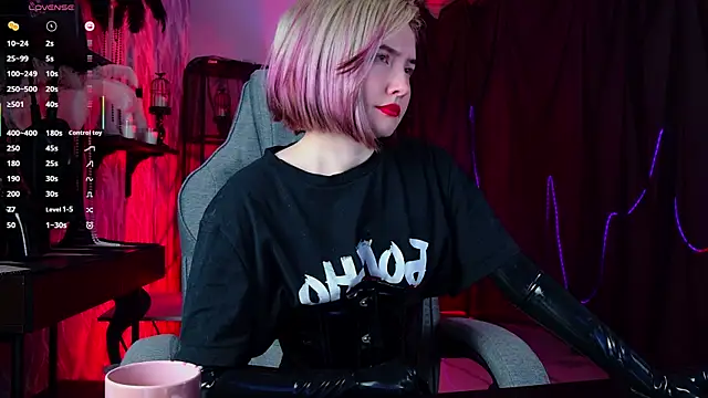 Snapshot of ReiYosimoto chatting on May 22, 2026, 6:02 pm ReiYosimoto online show from May 22, 2026, 6:02 pm